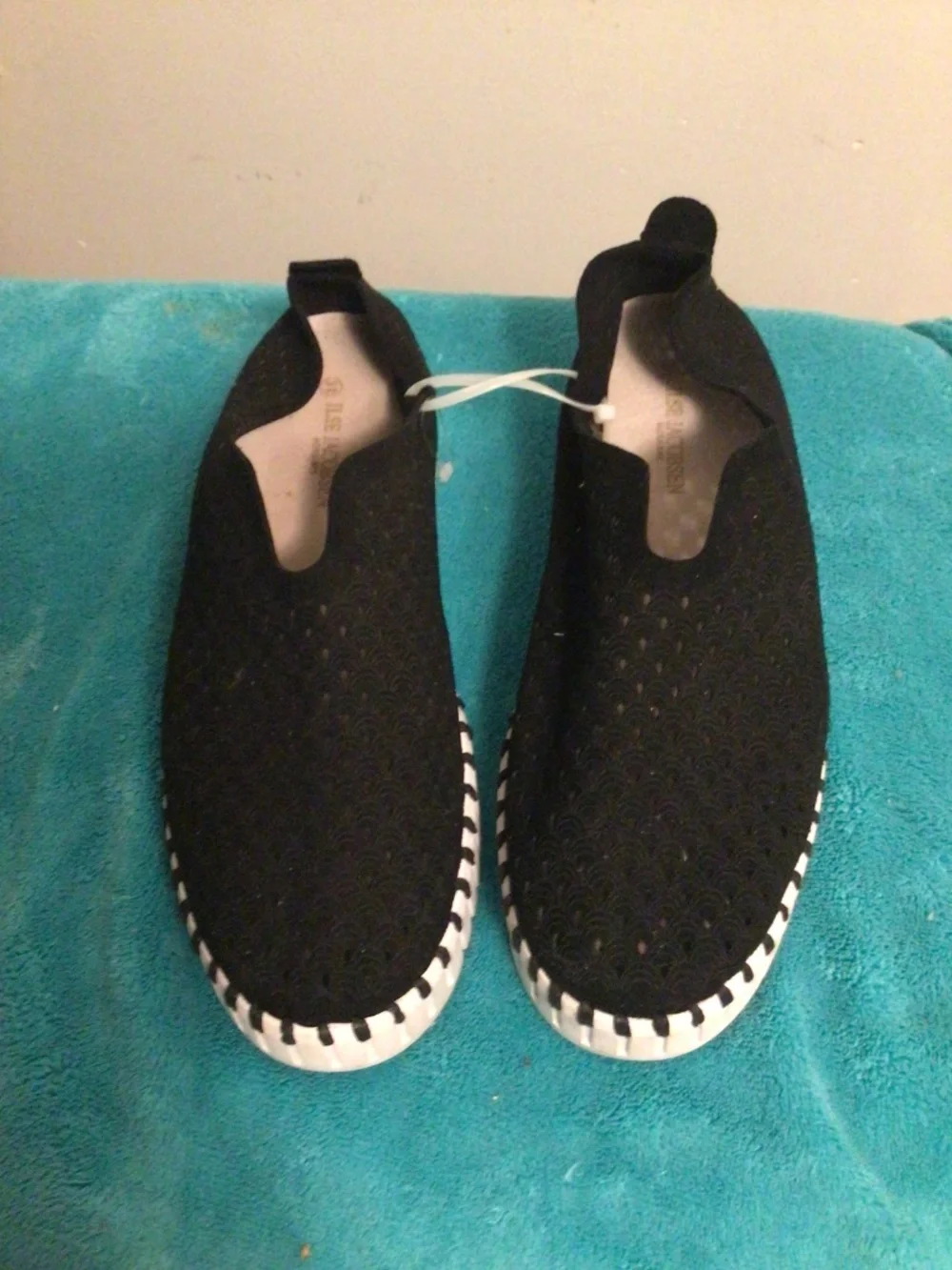 ILSSE JACOBSEN leather perforated upper with platform rubber sole Sz 39 office